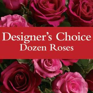 Designers choice one dozen red roses